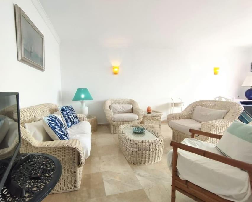 Beautiful 2 Bedroom In Calle Carabeo, Nerja Ngoại thất bức ảnh