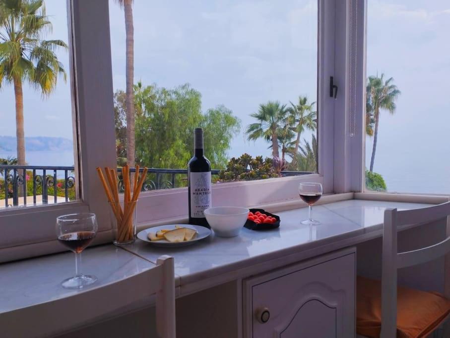 Beautiful 2 Bedroom In Calle Carabeo, Nerja Ngoại thất bức ảnh