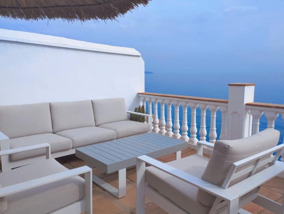 Beautiful 2 Bedroom In Calle Carabeo, Nerja Ngoại thất bức ảnh