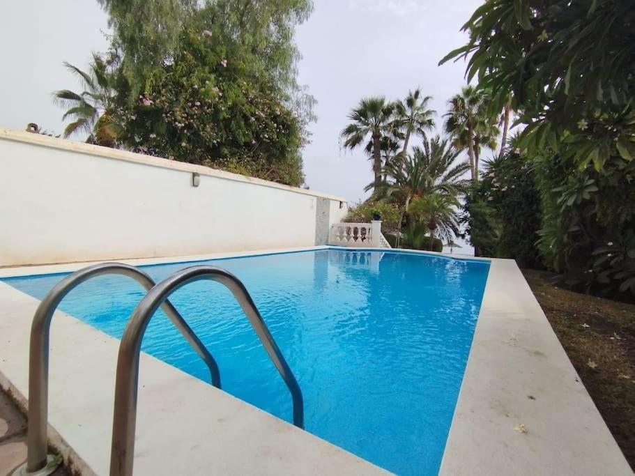 Beautiful 2 Bedroom In Calle Carabeo, Nerja Ngoại thất bức ảnh